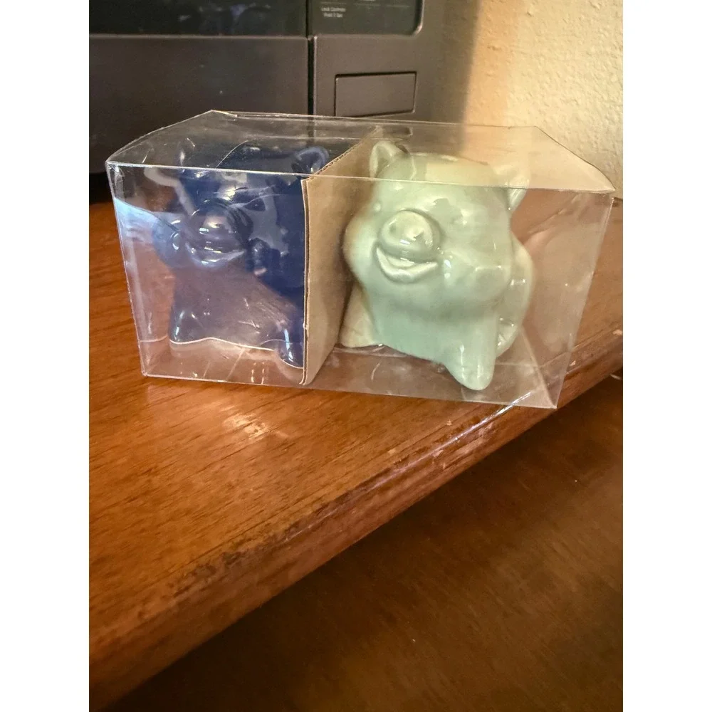 Pig Salt and Pepper Shakers Set Ceramic AnimalFarmhouse Navy Blue Sage Green NEW
